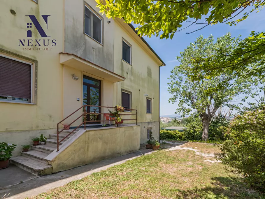 Immagine 5 di Villa in vendita  a Corinaldo
