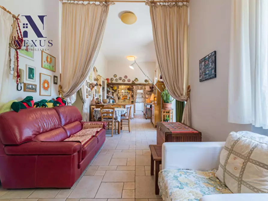 Immagine 8 di Villa in vendita  a Corinaldo