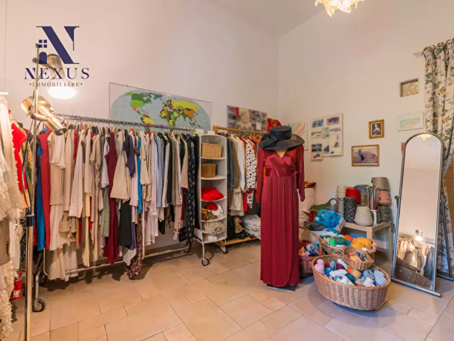 Immagine 16 di Villa in vendita  a Corinaldo