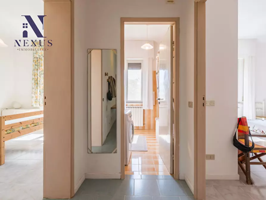 Immagine 33 di Villa in vendita  a Corinaldo