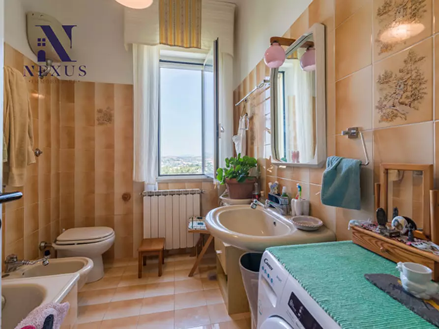 Immagine 47 di Villa in vendita  a Corinaldo