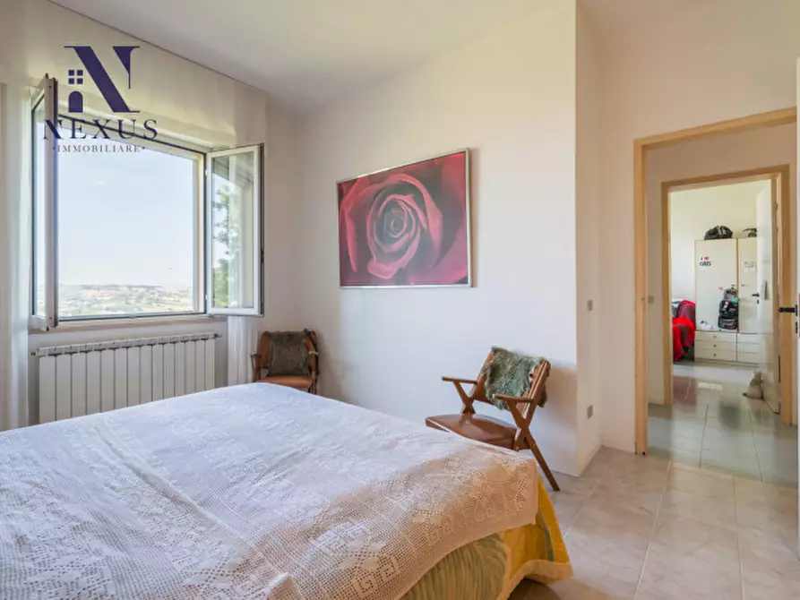 Immagine 49 di Villa in vendita  a Corinaldo