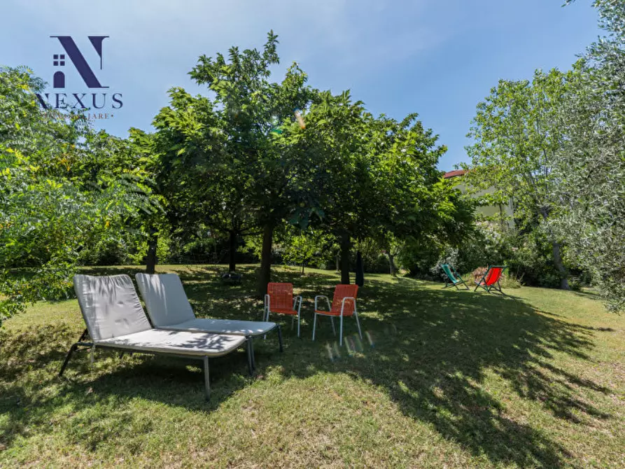 Immagine 58 di Villa in vendita  a Corinaldo