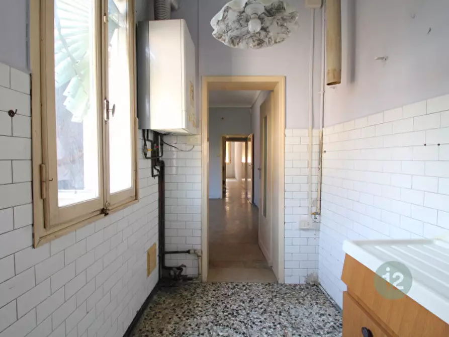 Immagine 5 di Appartamento in vendita  in Viale Circonvallazione Est a Mirandola