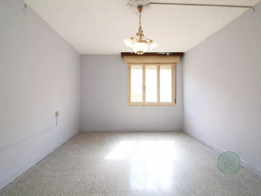 Immagine 15 di Appartamento in vendita  in Viale Circonvallazione Est a Mirandola