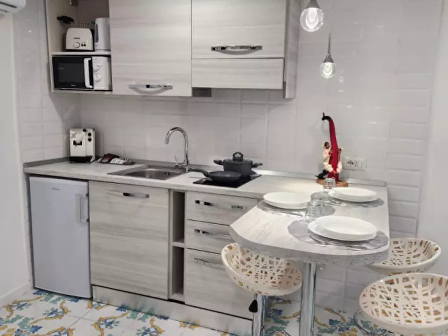 Immagine 7 di Appartamento in affitto  in via San Liborio  34 a Napoli