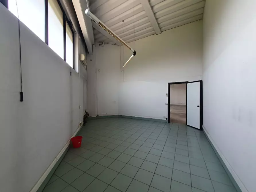 Immagine 12 di Capannone industriale in vendita  in Via Marchefave 47 a Lendinara