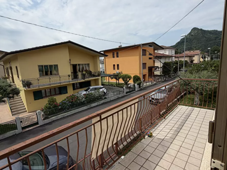 Immagine 15 di Casa indipendente in vendita  in Via F. Turati 47 a Vittorio Veneto