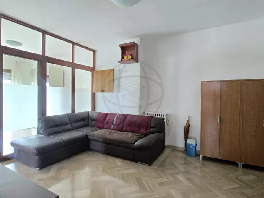 Immagine 2 di Appartamento in vendita  in Viale Aleardo Aleardi a Terni
