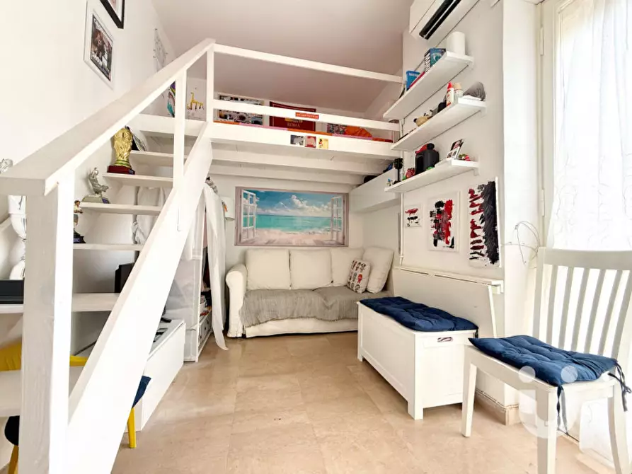Immagine 10 di Appartamento in vendita  in Via degli Autoscafi a Roma