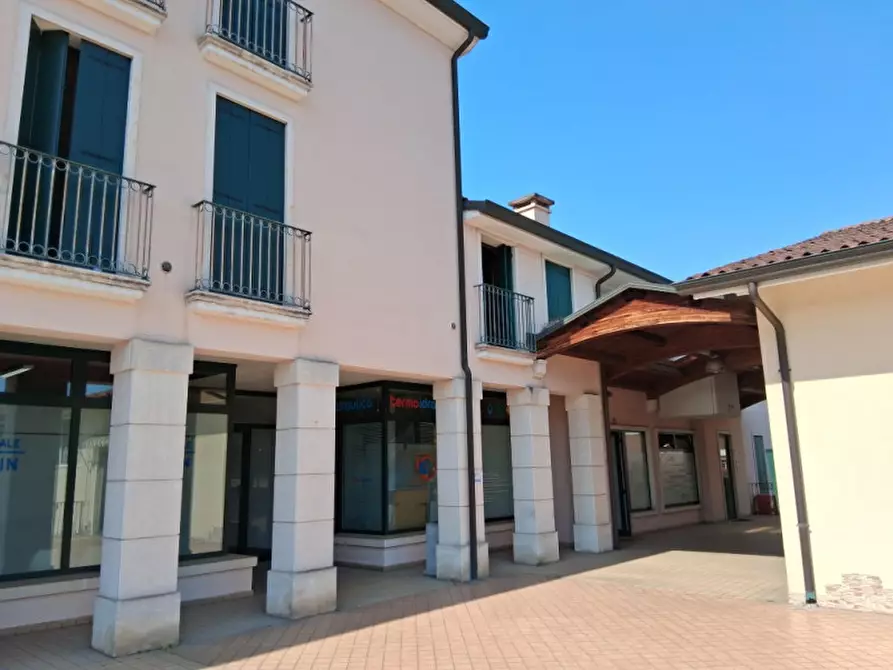 Immagine 19 di Appartamento in vendita  in Via Roma n. 27 a Altavilla Vicentina
