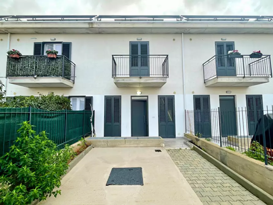Immagine 1 di Villetta a schiera in vendita  in Via Pietro Scibilia, 14 a Palermo