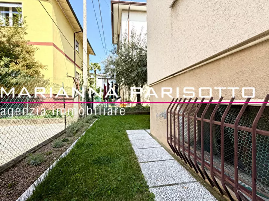 Immagine 10 di Appartamento in vendita  in Via Fogazzaro, 15 a Cassola