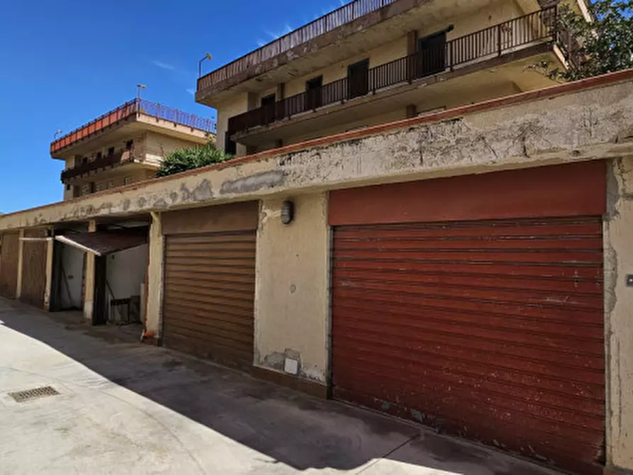 Immagine 1 di Garage in vendita  in Via Ammiraglio Cagni Umberto, 61 a Palermo