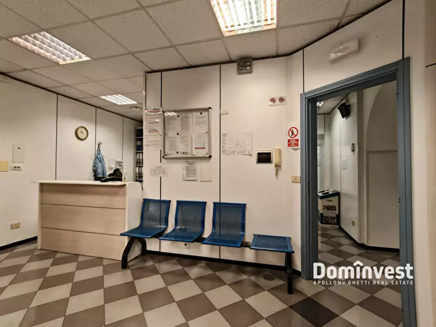 Immagine 4 di Appartamento in vendita  in Piazza dell'Emporio a Roma