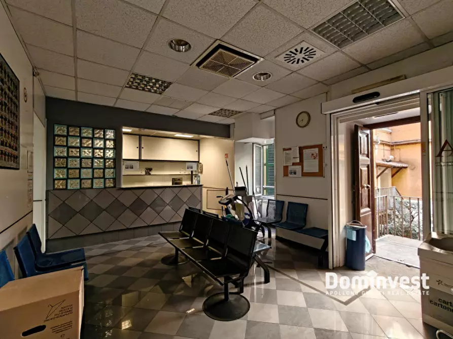 Immagine 19 di Appartamento in vendita  in Piazza dell'Emporio a Roma