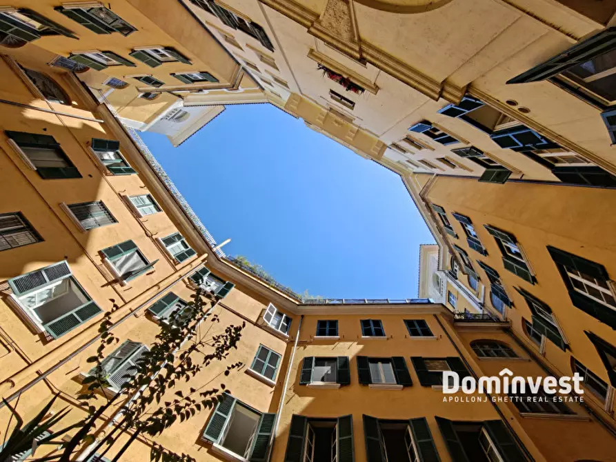 Immagine 37 di Appartamento in vendita  in Piazza dell'Emporio a Roma