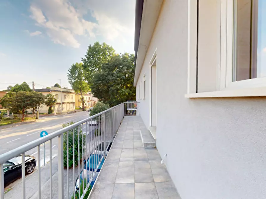 Immagine 8 di Casa bifamiliare in vendita  in Viale Anconetta a Vicenza