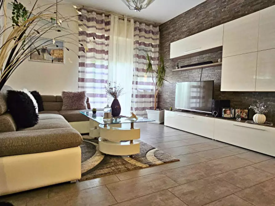 Immagine 5 di Appartamento in vendita  in Via Giuseppe Capparozzo, 14 a Palermo