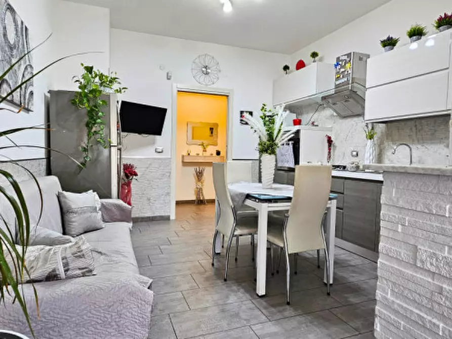 Immagine 10 di Appartamento in vendita  in Via Giuseppe Capparozzo, 14 a Palermo