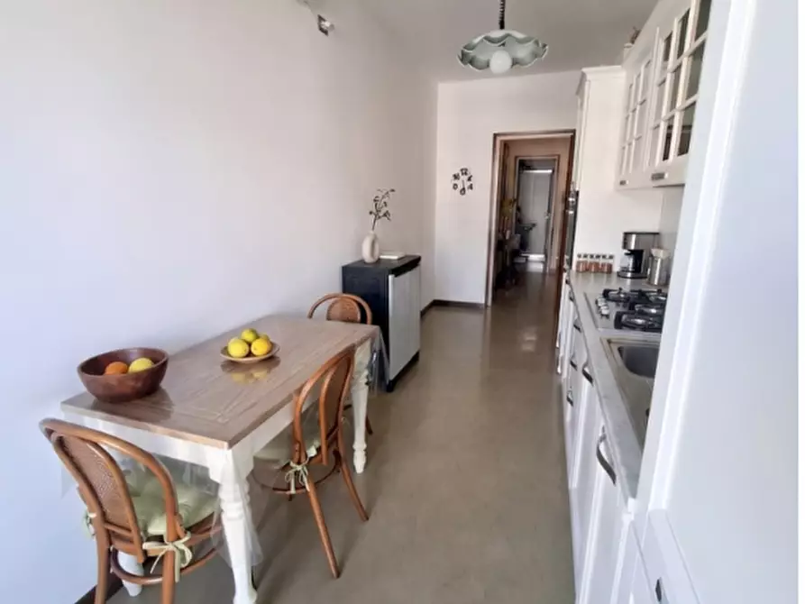 Immagine 7 di Appartamento in vendita  in via vergerio a Padova