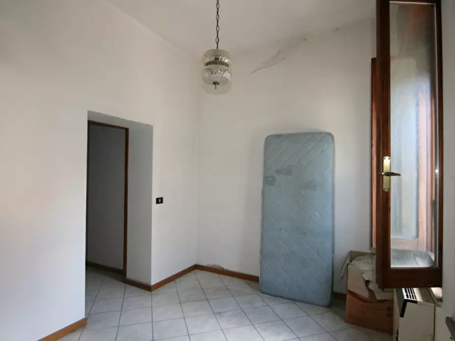 Immagine 27 di Casa indipendente in vendita  a Sinalunga