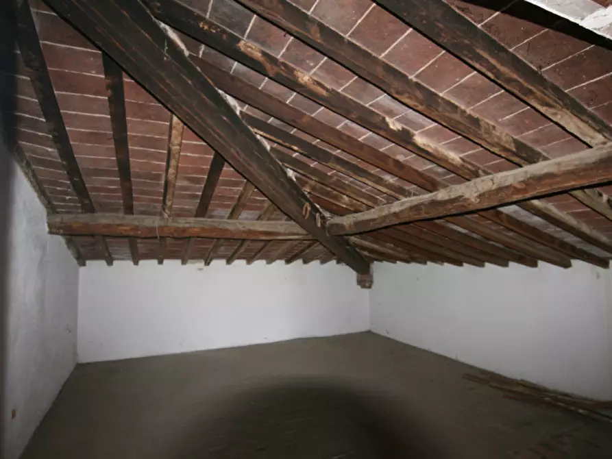 Immagine 34 di Casa indipendente in vendita  a Sinalunga
