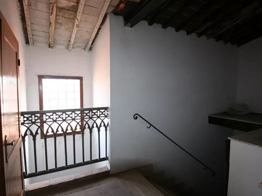 Immagine 36 di Casa indipendente in vendita  a Sinalunga