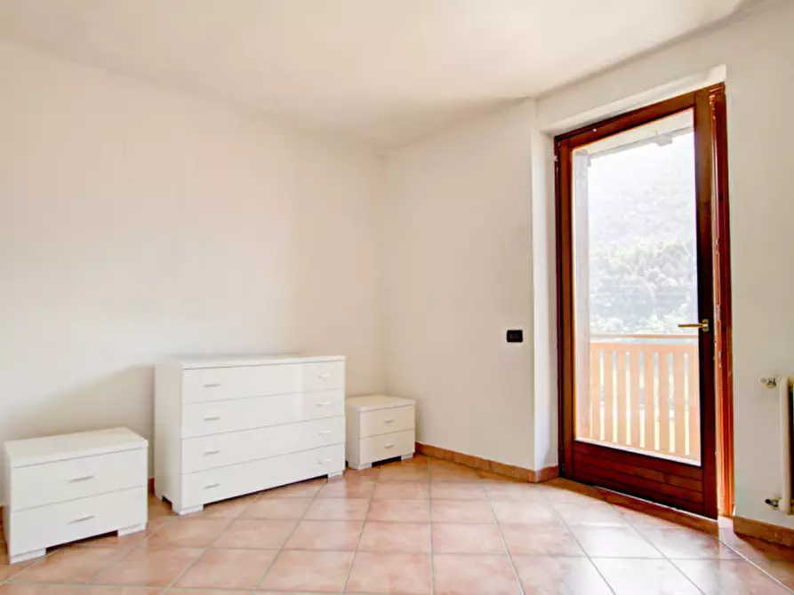 Immagine 10 di Appartamento in vendita  in Via Crosta, 3 a Sella Giudicarie