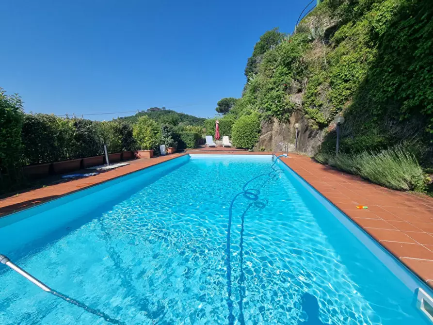 Immagine 9 di Villa in vendita  in VIA SCOPETI a Impruneta