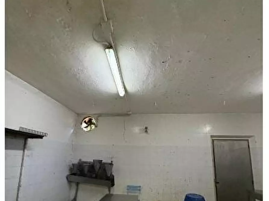 Immagine 3 di Capannone industriale in vendita  in Via Coppa, 11, 60027 Osimo AN, Italia a Osimo