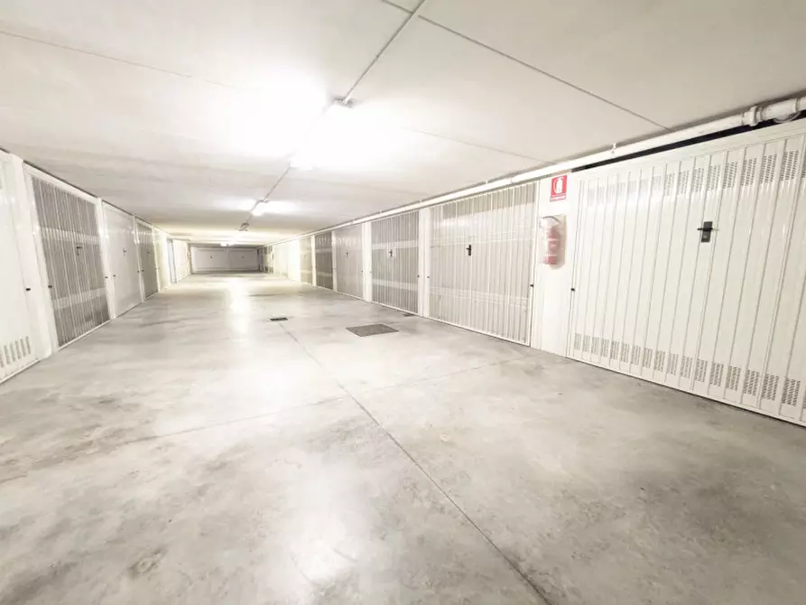 Immagine 19 di Appartamento in vendita  in Viale Roma 30 a Schio
