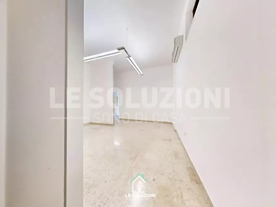 Immagine 7 di Magazzino in affitto  in VIA GIUSEPPE CHIANTERA 5-7 a Monopoli