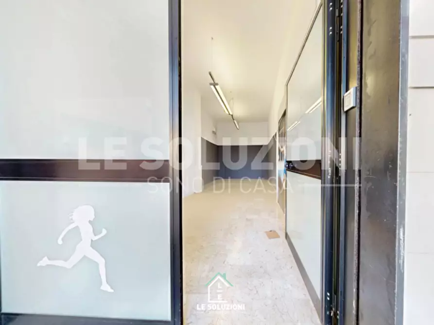 Immagine 12 di Magazzino in affitto  in VIA GIUSEPPE CHIANTERA 5-7 a Monopoli