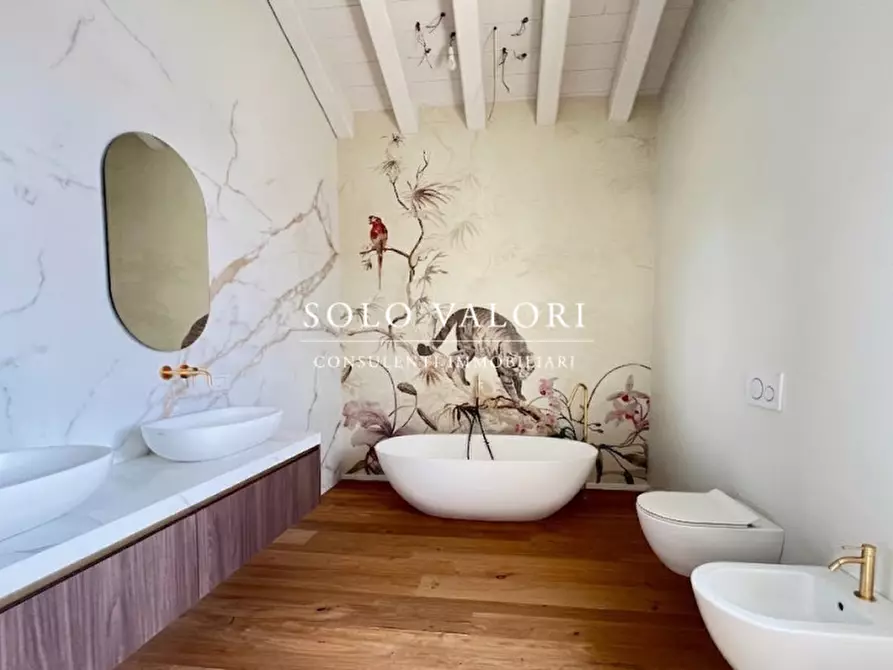 Immagine 18 di Villa in vendita  a Montebelluna