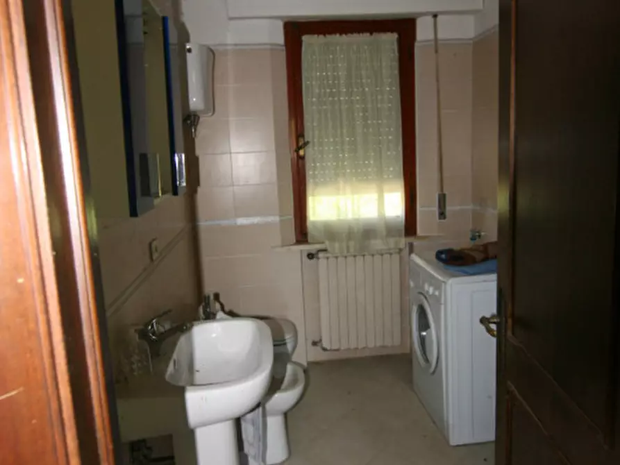 Immagine 3 di Rustico / casale in vendita  a Sinalunga