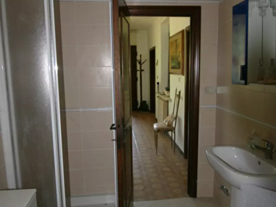Immagine 4 di Rustico / casale in vendita  a Sinalunga