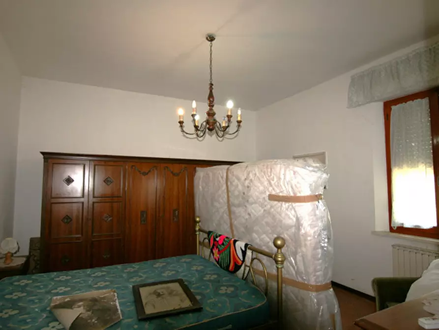 Immagine 5 di Rustico / casale in vendita  a Sinalunga