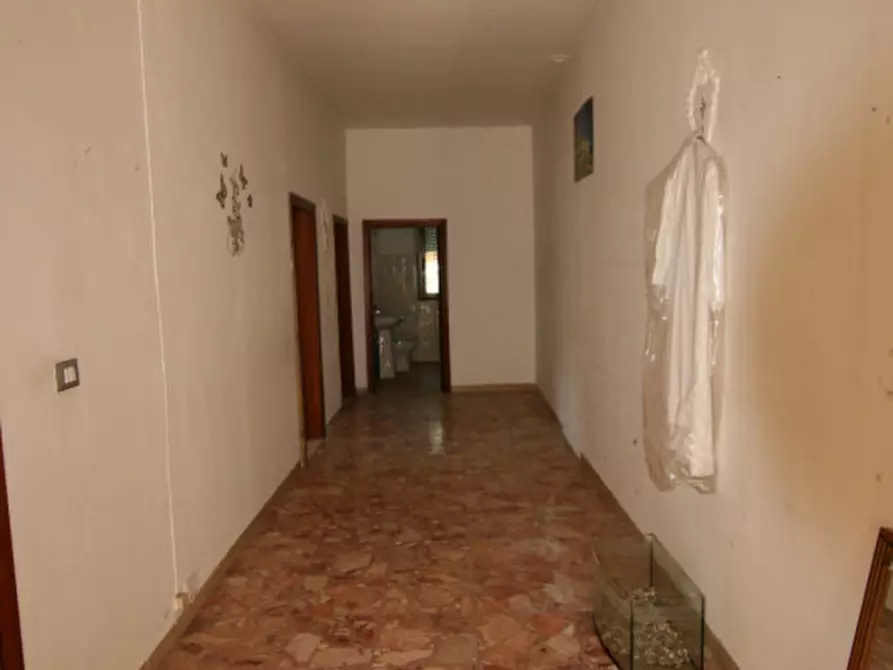 Immagine 10 di Rustico / casale in vendita  a Sinalunga