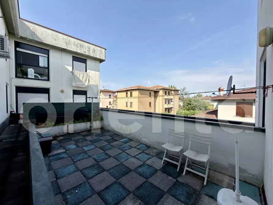 Immagine 9 di Appartamento in vendita  in Viale Europa 11/F a Montichiari