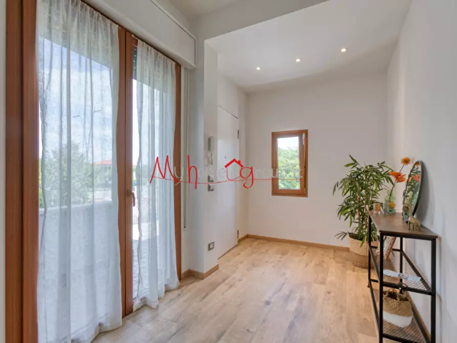 Immagine 4 di Casa trifamiliare in vendita  in Via Armando Pillon a Abano Terme