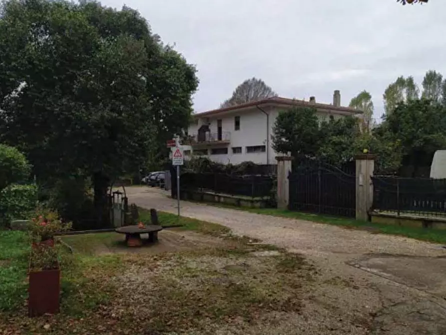 Immagine 7 di Appartamento in vendita  in via Lancieri di Firenze, 27 - 31040 Giavera del Montello (TV) a Giavera Del Montello