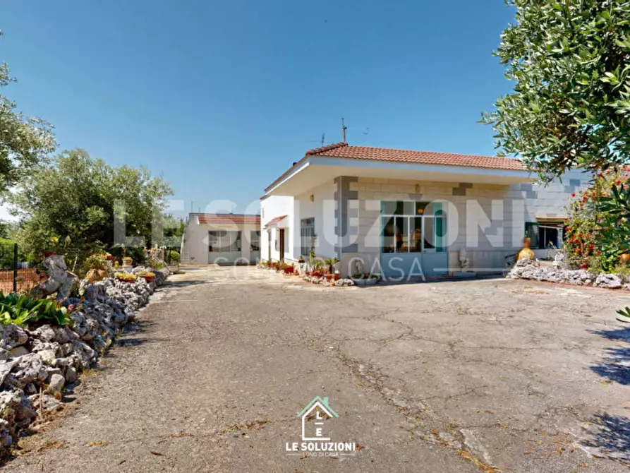 Immagine 5 di Villa in vendita  in CONTRADA COZZANA 389 a Monopoli