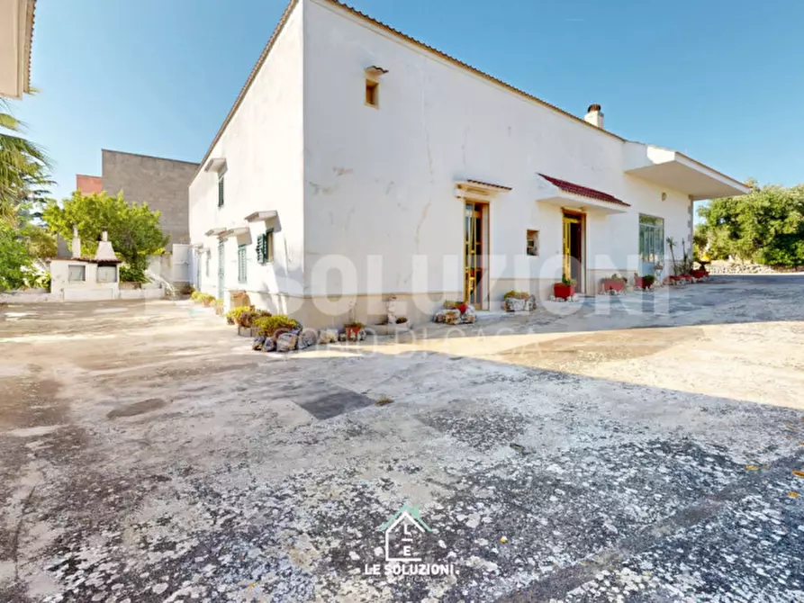 Immagine 6 di Villa in vendita  in CONTRADA COZZANA 389 a Monopoli