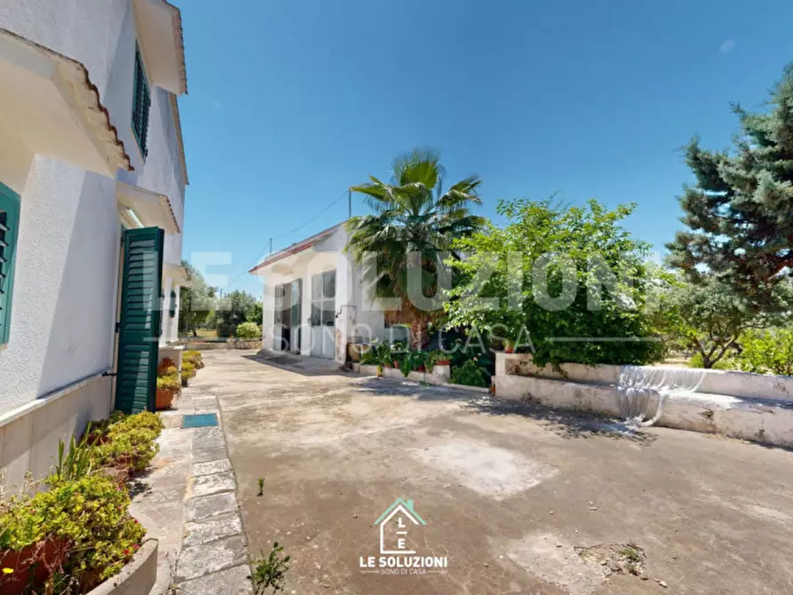 Immagine 33 di Villa in vendita  in CONTRADA COZZANA 389 a Monopoli