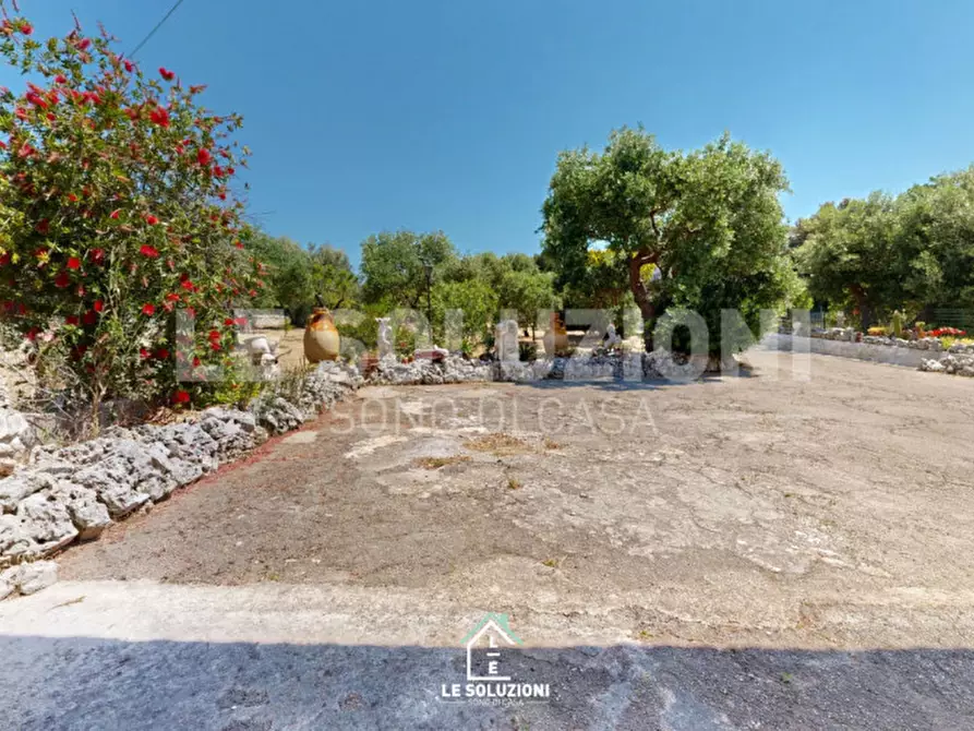 Immagine 34 di Villa in vendita  in CONTRADA COZZANA 389 a Monopoli