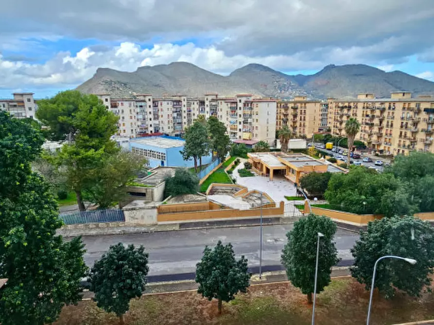 Immagine 17 di Appartamento in vendita  in Via Luigi Einaudi 89 a Palermo