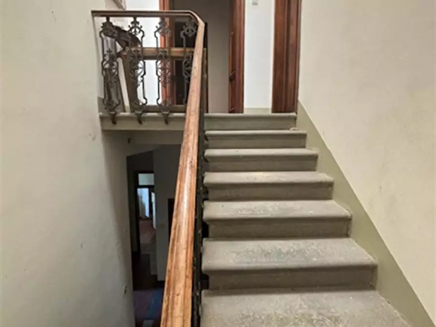 Immagine 7 di Villa in vendita  in centro a Terranuova Bracciolini
