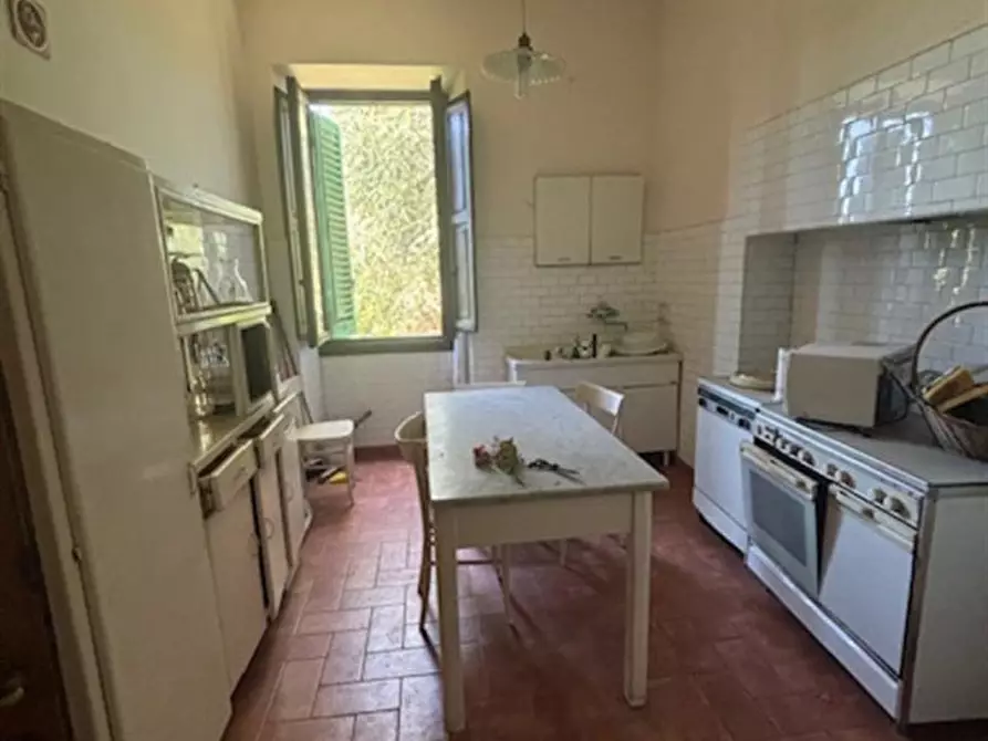 Immagine 8 di Villa in vendita  in centro a Terranuova Bracciolini