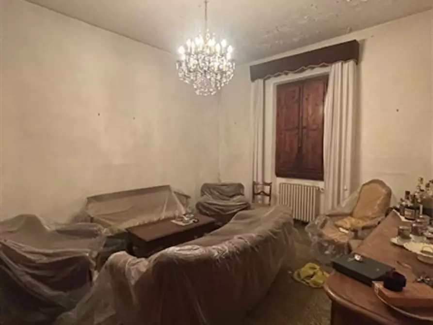Immagine 10 di Villa in vendita  in centro a Terranuova Bracciolini